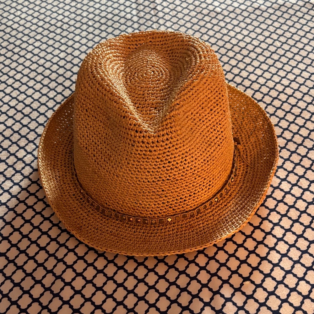 Flora Bella hat